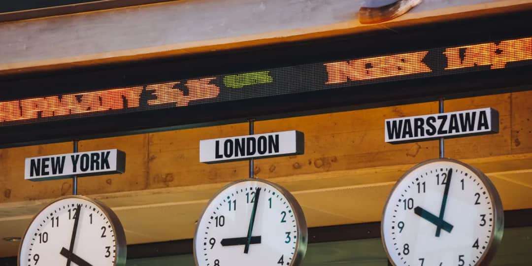 O której otwiera się giełda w Warszawie? Poznaj godziny handlu